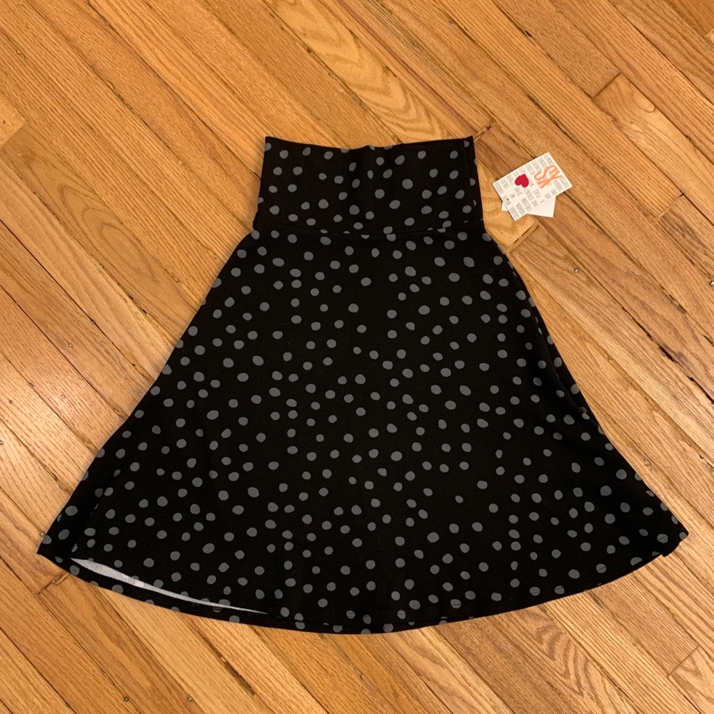 Polka Dot A-Line Twirl Skirt! 🖤